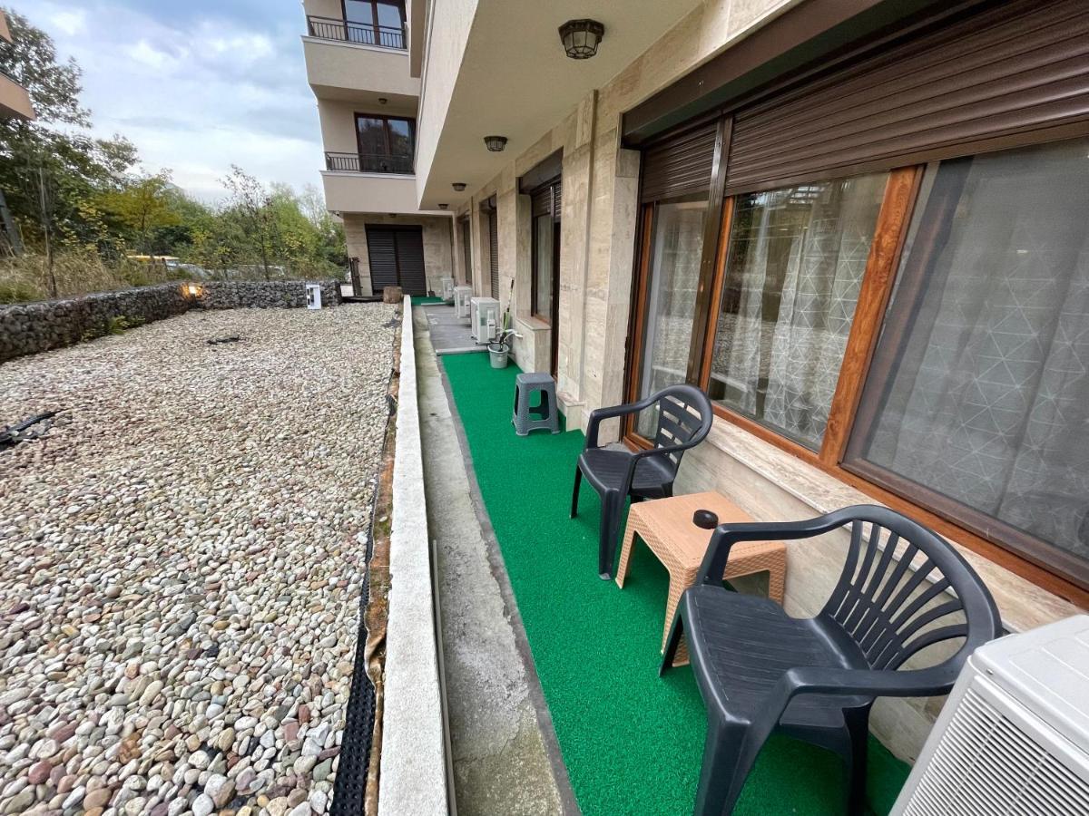 Sunny Apartment In Studentski Grad, Behind Unss Sofía Exterior foto