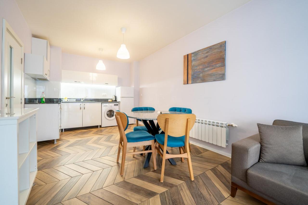 Sunny Apartment In Studentski Grad, Behind Unss Sofía Exterior foto