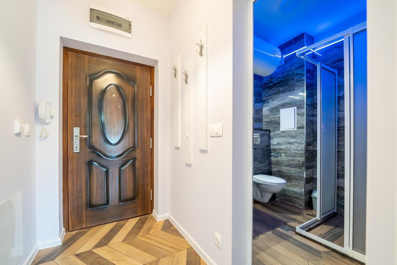 Sunny Apartment In Studentski Grad, Behind Unss Sofía Exterior foto